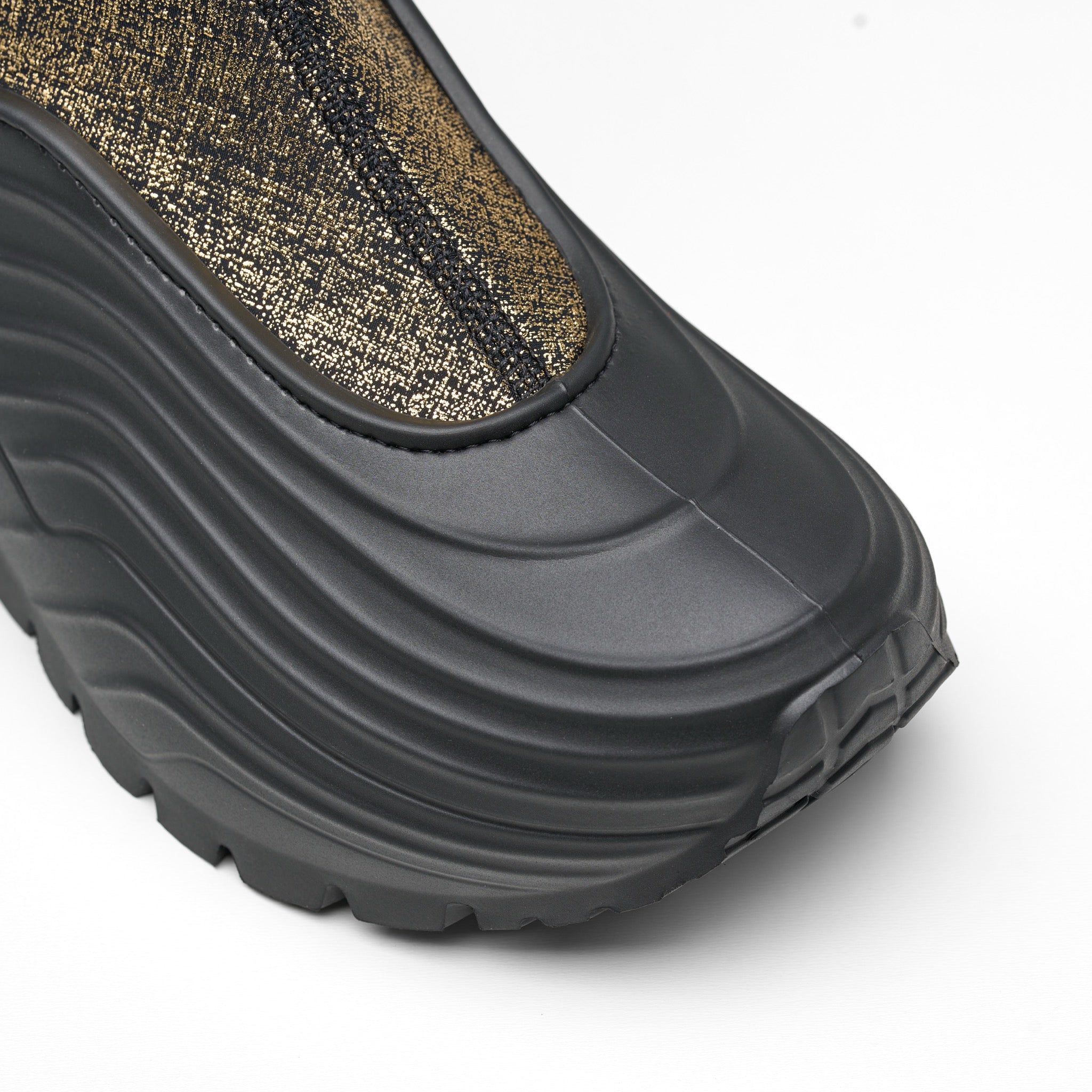 Zeus Atlas - Laminated Gold/Black